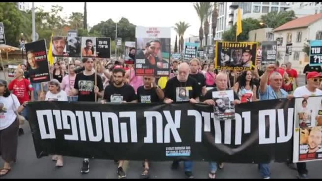 Nuova manifestazione a Tel Aviv per chiedere il rilascio degli ostaggi