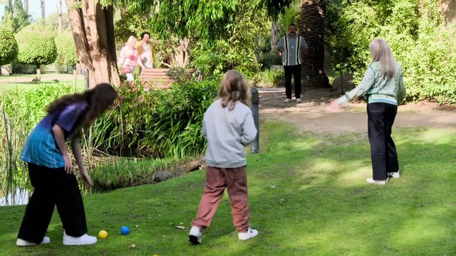 Neighbours deutsche UT - 9002 (06.03)