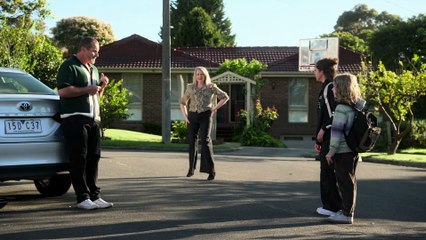 Neighbours deutsche UT - 9006 (13.03)