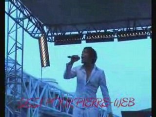 L'EQUIPE A JOJO EMILIE ET LA VIE SE CHANTE BORDEAUX