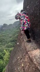 The World’s Most Dangerous Jobs 😱 | Working at 1,000 ft!