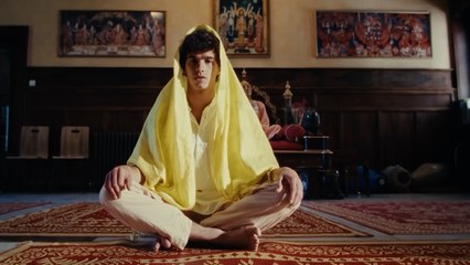 Solo Javier Tráiler