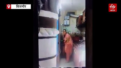 नौकरानी रोज धुले बर्तनों पर छिड़कती थी पेशाब; 10 साल से कर रही थी गंदा काम, CCTV कैमरे ने खोली पोल