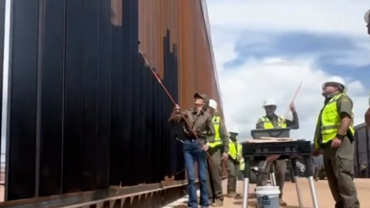 Pourquoi Trump veut peindre en noir le mur entre les Etats-Unis et le Mexique