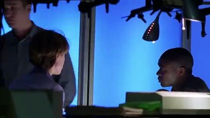 The_Lesser_of_Two_Evils___S01_E06___Full_Episode___Spooks(360p).mp4