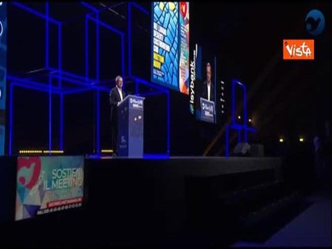 Lungo applauso per Draghi al Meeting di Rimini