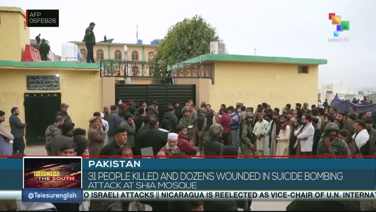 Pakistan: 31 people killed and dozens wounded in suicide bombing attack at Shia Mosque