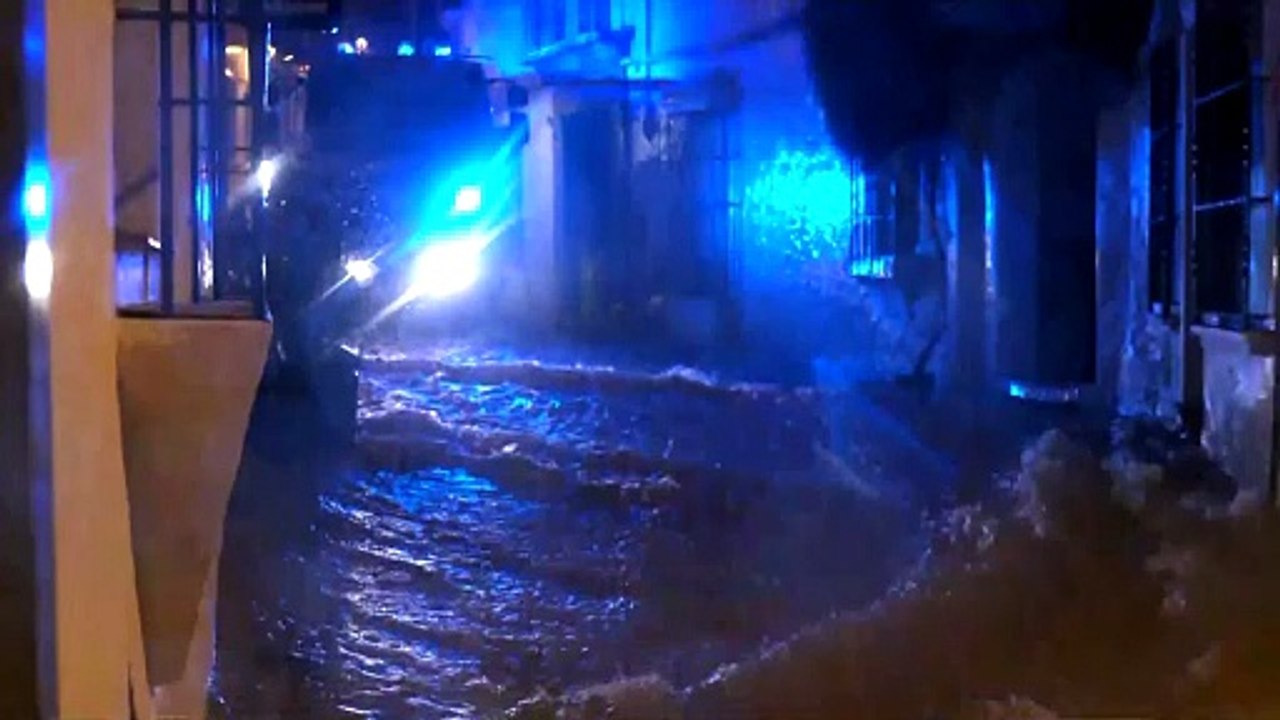 Sturm Leonardo: Spanien verhängt Alarmstufe Rot wegen sintflutartiger Regenfälle