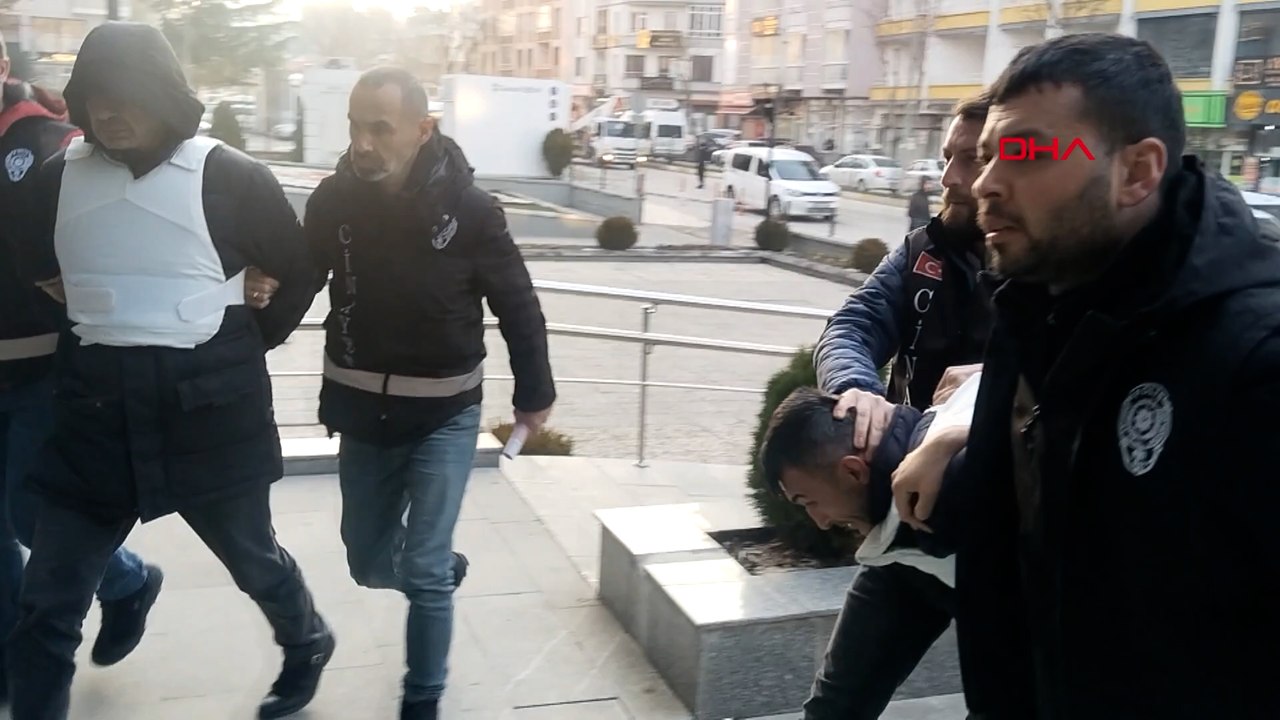 Komşusunu öldürüp 6 parçaya ayıran şüpheli adliyede