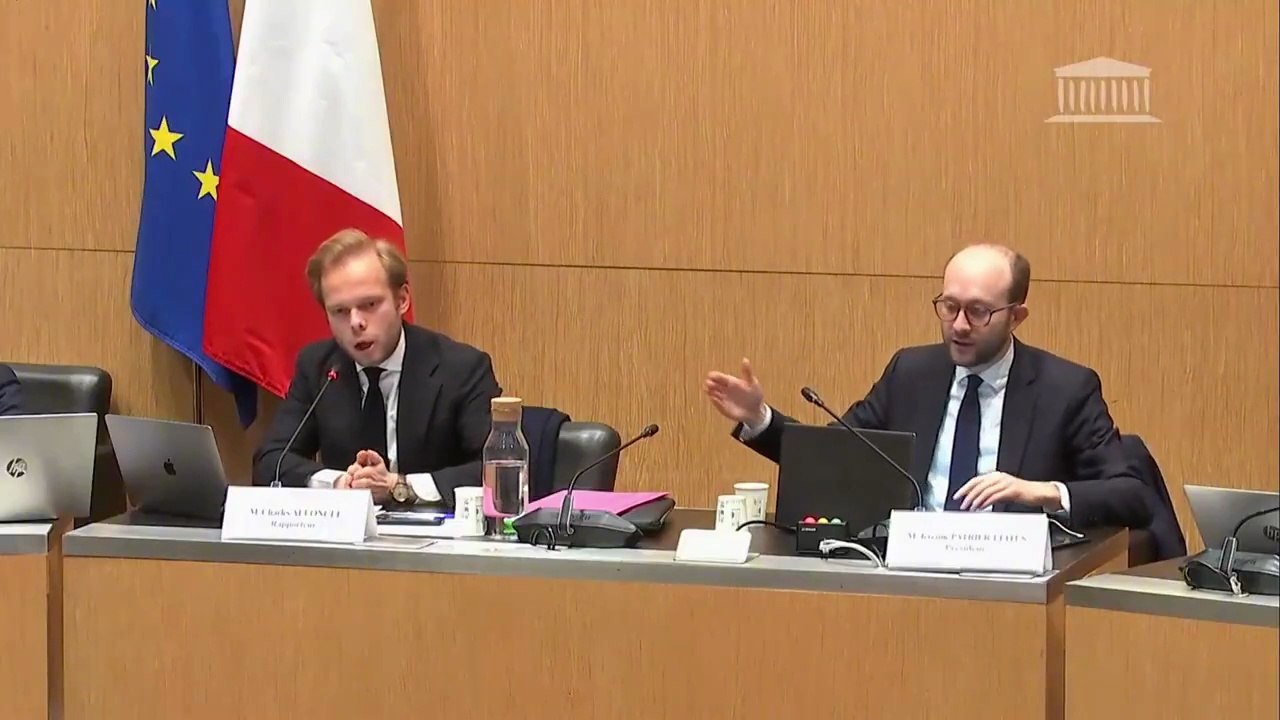 Charles Alloncle se fait brusquement interrompre en commission d’enquête alors qu'il évoque les liens du président de la commission avec Mediawan