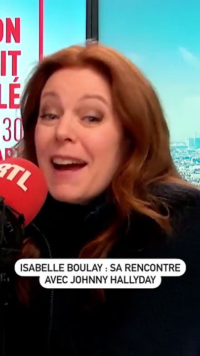 2023 – Johnny Hallyday – Isabelle Boulay raconte sa première rencontre avec Johnny (On refait la télé, RTL, 4 avril)
