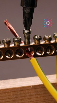 Tighten wires like a pro electrician🛠️💡