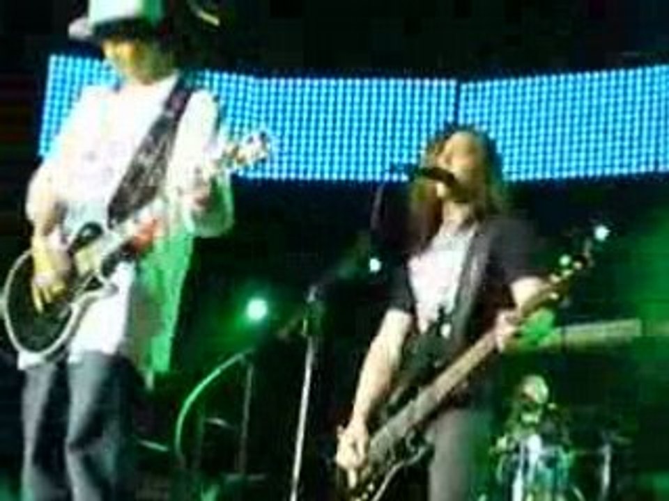 Tokio Hotel Bercy 09.03 1000 Meere [2]