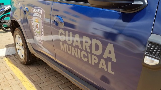 Homem com mandado por violência doméstica é preso pela GM no Jardim Alvorada