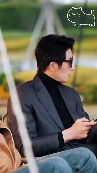 I stopped begging for love, but my cold contract CEO husband started chasing and loving me  Chinese Drama