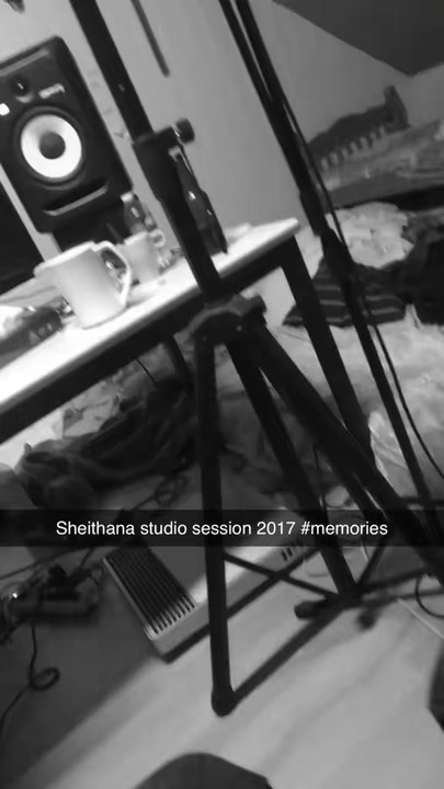 Au Studio