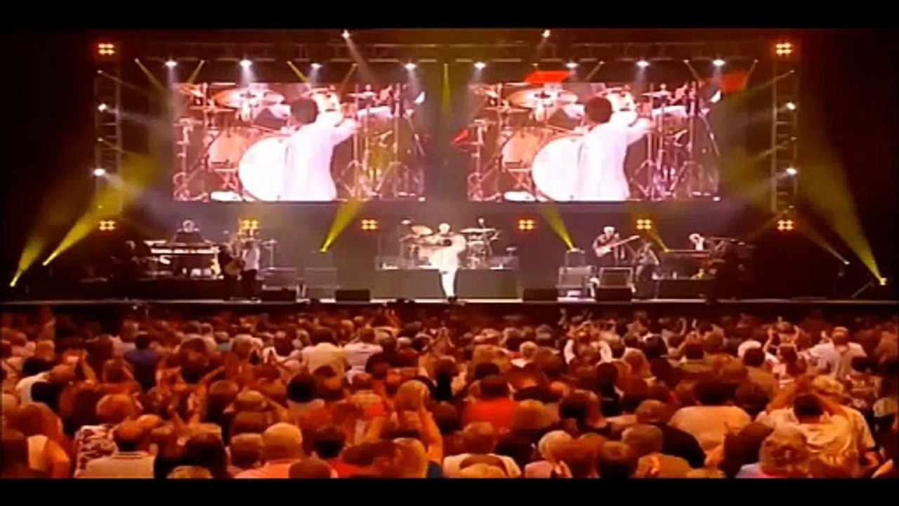 CLIFF & THE SHADOWS — Summer Holiday | Cliff Richard & The Shadows: The Final Reunion (2009) Part two – by Cliff Richard | Special Limited Edition