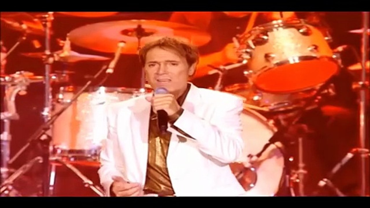 CLIFF & THE SHADOWS — Nine Times Out Of Ten | Cliff Richard & The Shadows: The Final Reunion (2009) Part two – by Cliff Richard | Special Limited Edition