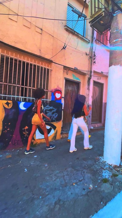 💃🏻🇧🇷🕺🏽