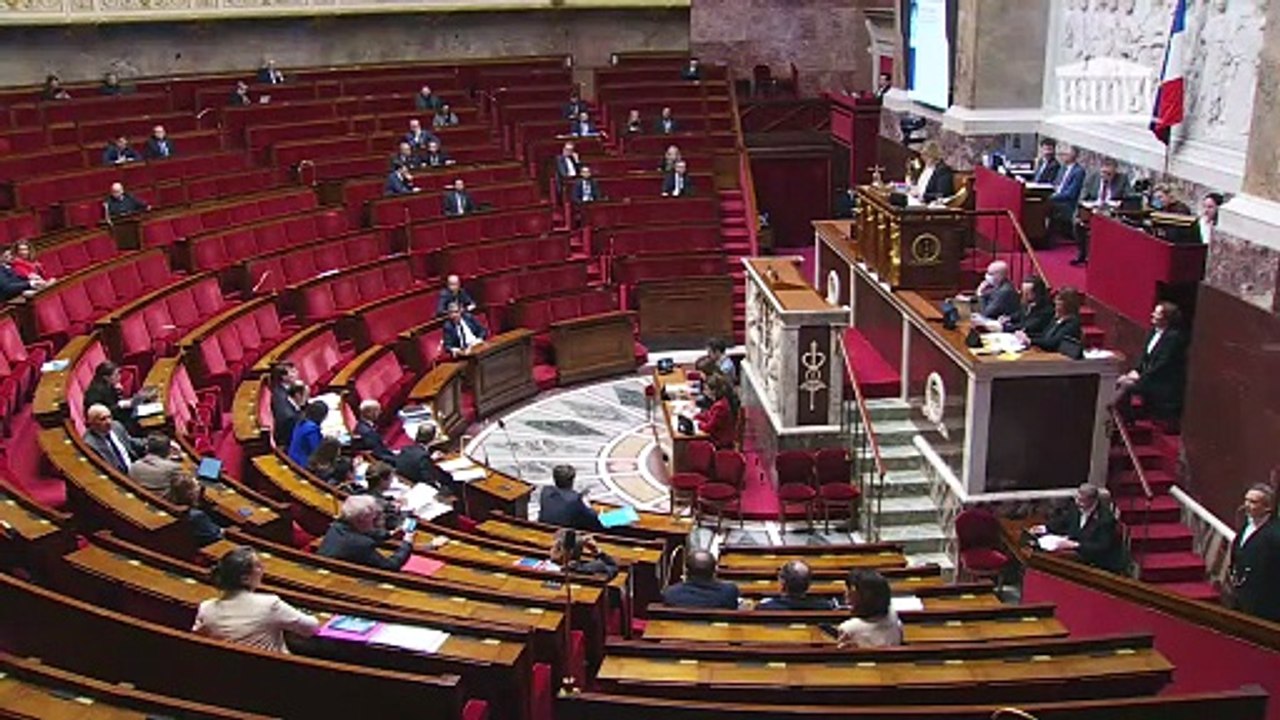 1ère séance :  Questions au Gouvernement ; État de droit en Turquie ; Rejeter le projet d’accord sur les droits de douane entre l’UE et les États-Unis ; Réaffirmer l’ambition climatique de la France  - Mercredi 4 février 2026