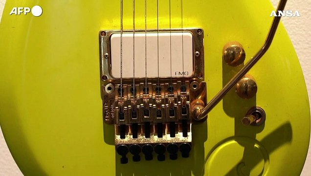 All'asta la chitarra di Kurt Cobain, puo' valere fino a 5 milioni