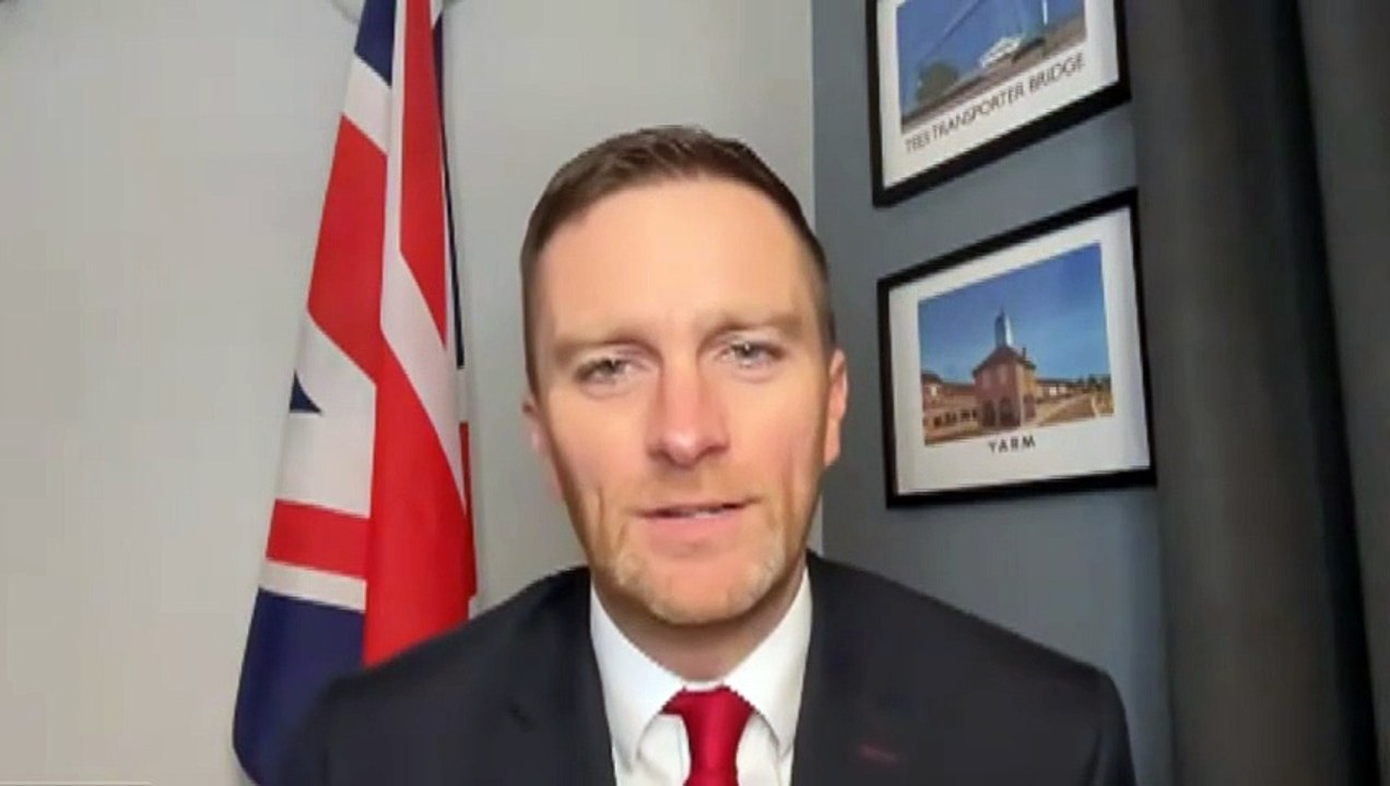 Tories: Mandelson scandal 'disaster' for PM