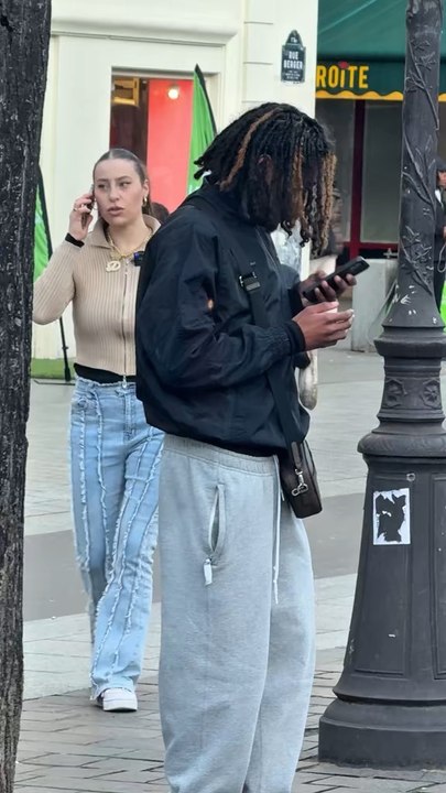 Je fais un compliment à un inconnu dans la rue 😄