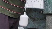 Colocando.bomba na caixa