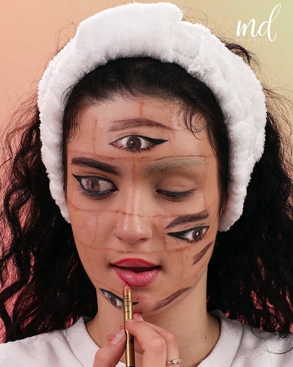 Makeup that plays tricks on the eyes! 👁️✨