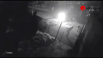 VIDEO: ¡Aterrador! Le prendió fuego a su expareja en la calle y la dejó gravemente herida