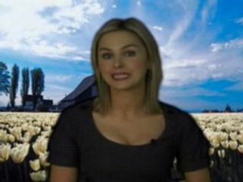 Russell Grant Video Horoscope Cancer 17.05.2008