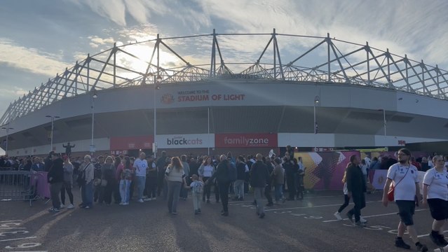 Excited fans flock to the Stadium of Light as England win Women’s Rugby World Cup opener in Sunderland