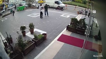 Şanlıurfa'da otele silahlı saldırı güvenlik kamerasında