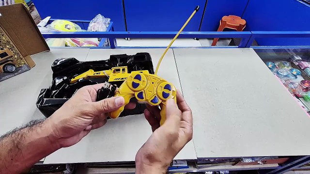 Unboxing and Review of Remote-Controlled JCB Dancing Digger – Rechargeable Excavator Toy with LED Lights, Movable Shovel, Full-Function Controls