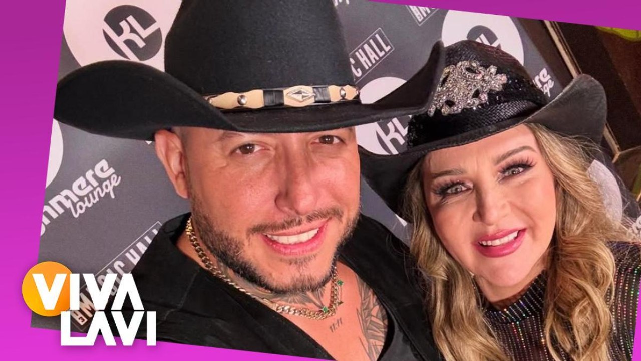 Alicia Villarreal y Cibad Hernández celebran su amor en Las Vegas