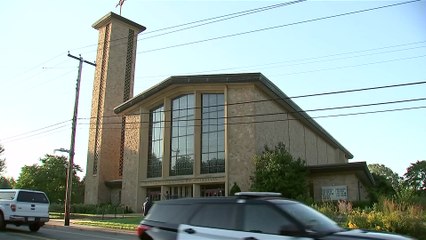 Minneapolis de luto tras el devastador tiroteo en una escuela católica