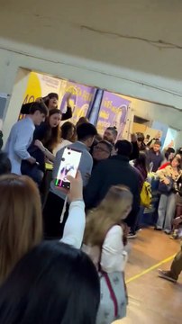 Estudiantes peronistas y libertarios terminaron a las piñas