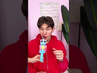 Smart candy hack you didn’t know you needed! Clean, cute, and super handy 🍭