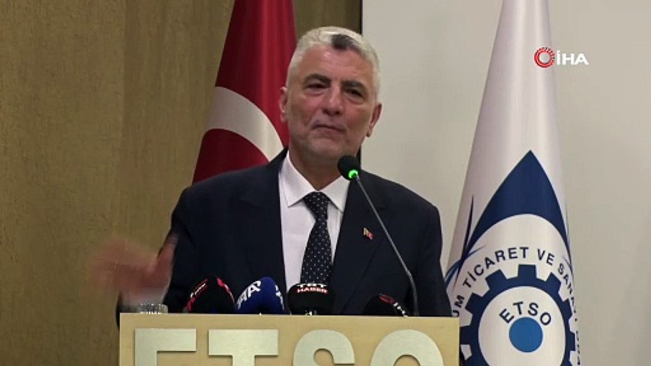 Bakan Bolat: "Esnaf kefalet kooperatifi üyelerimiz için inşallah yarın itibarıyla 150 milyon liralık daha yüzde 50 sübvansiyonlu, yüzde 25 maliyetli, 4 yıl geri ödemeli esnaf kredisini buraya göndermiş olacağız"