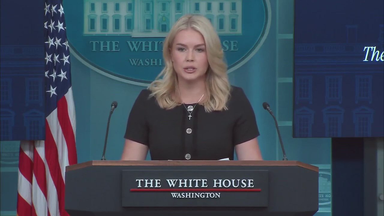 Karoline Leavitt Slams JB Pritzker Over Chicago Leading U.S. Crime Rankings for 13 Straight Years