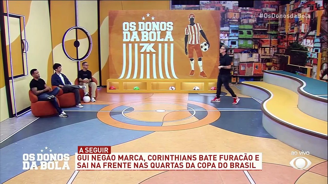 Neto enche a bola das joias da base do Corinthians após vitória contra Athletico-PR