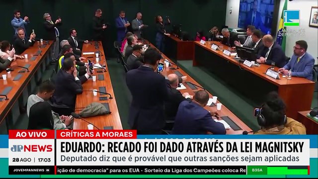 De olho nas eleições: Valdemar leva pesquisa de governadores a Bolsonaro