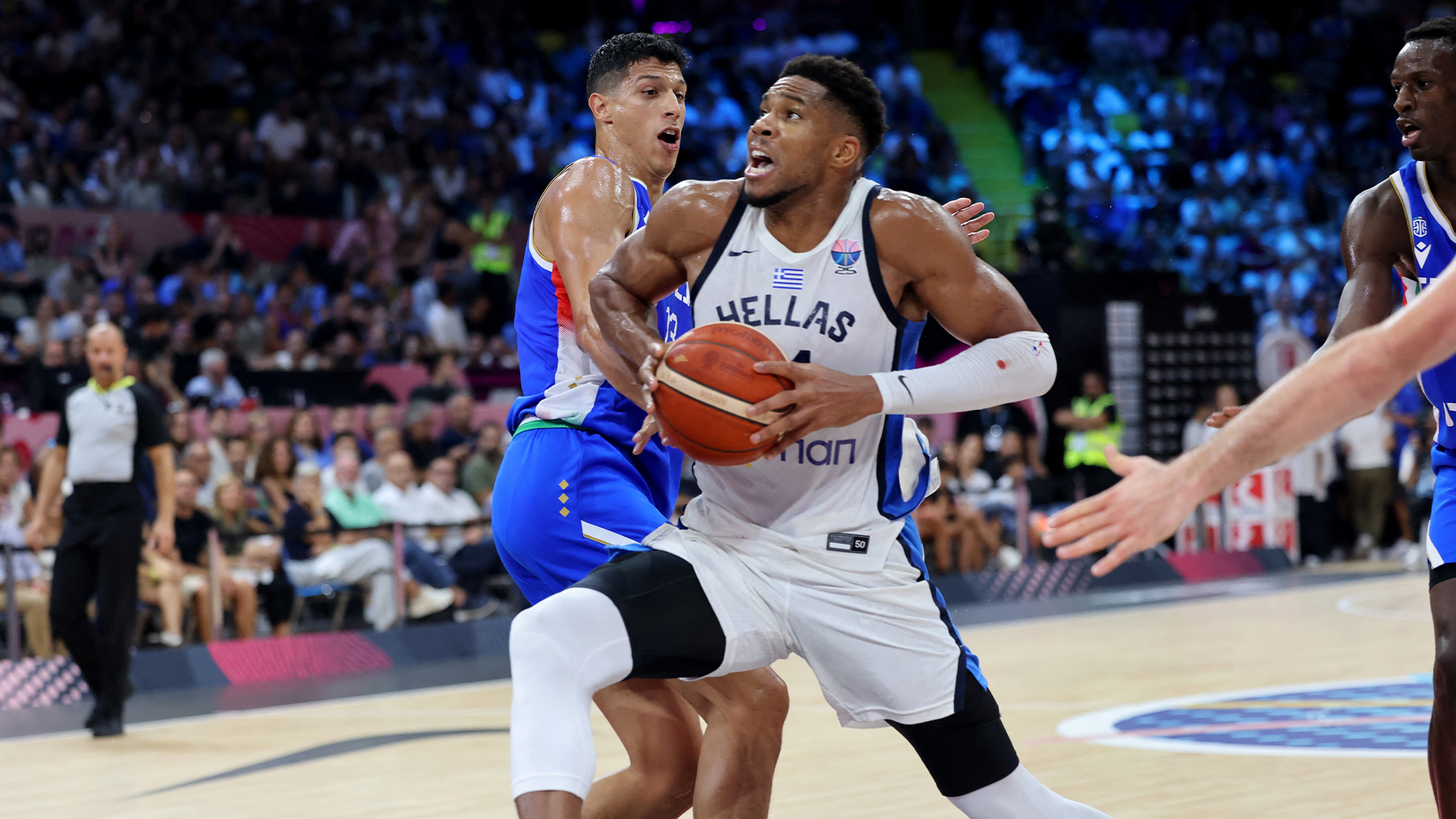 EuroBasket : Giannis Antetokounmpo et la Grèce dominent l'Italie