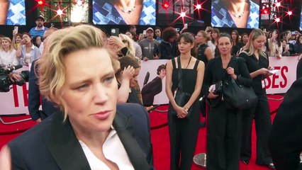 The Roses Star Kate McKinnon Talks British V American Comedy