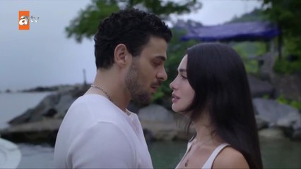 مسلسل عيناك كالبحر الاسود الحلقة 1 الاولى مترجمة