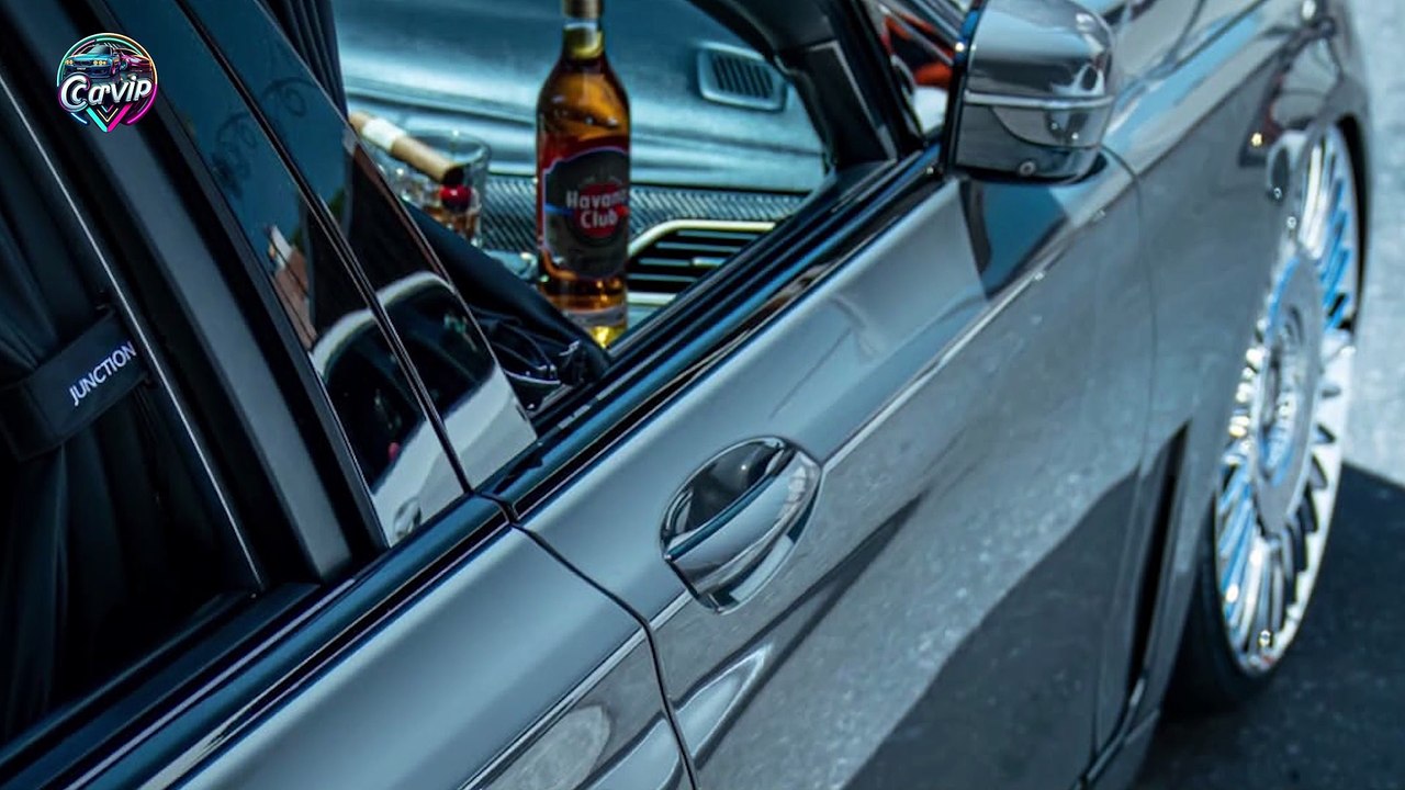 BMW 750I