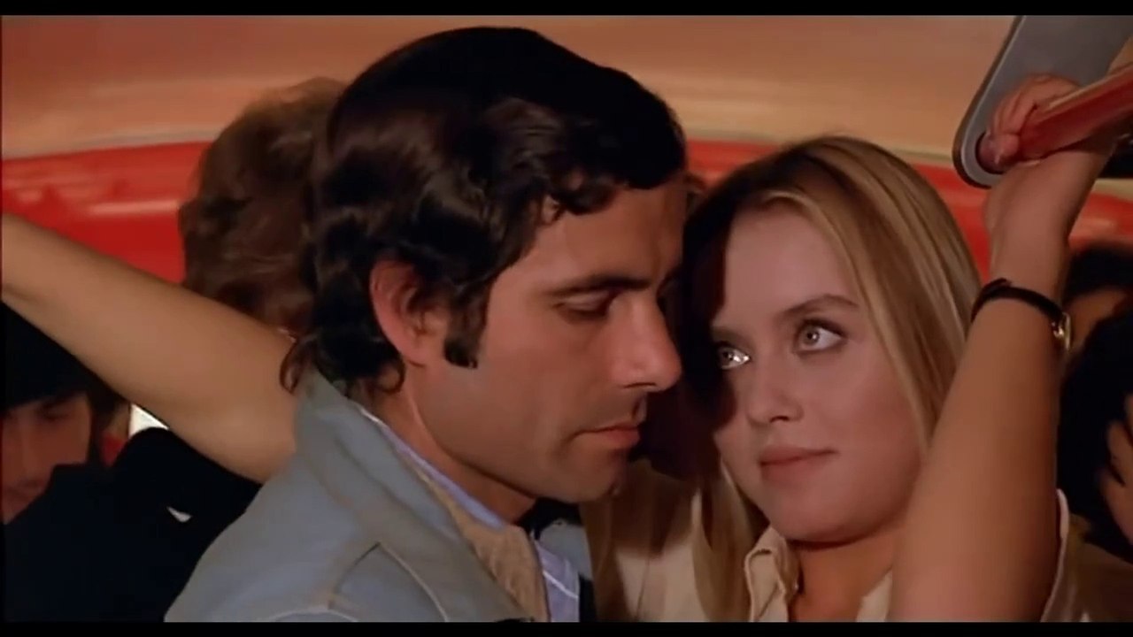Italian Hot Romantic  Scenes Full Length Movie "THAT MALICIOUS AGE"