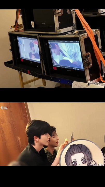 Turns out XingQiu was there too, watching the performance live 🤣 #abodesiretheseries