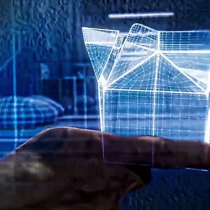 In Escape Plan (2013), he didn’t just break out of prison… he broke out with a milk carton 😂🥛