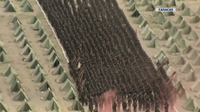 Maduro elogia a Petro, de Colombia, por reforzar la frontera, mientras el aumento de la presencia naval estadounidense en el Caribe genera inquietud.